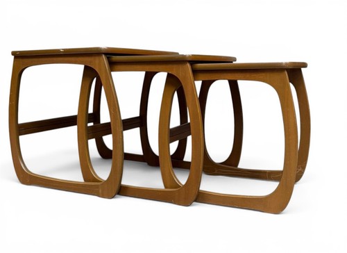 Nathan parker knoll - teak, nest